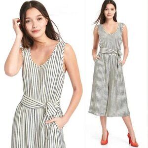 Gap - Stripe Culotte Belted Jumpsuit Wide Leg 638267 | Medium | Black & White